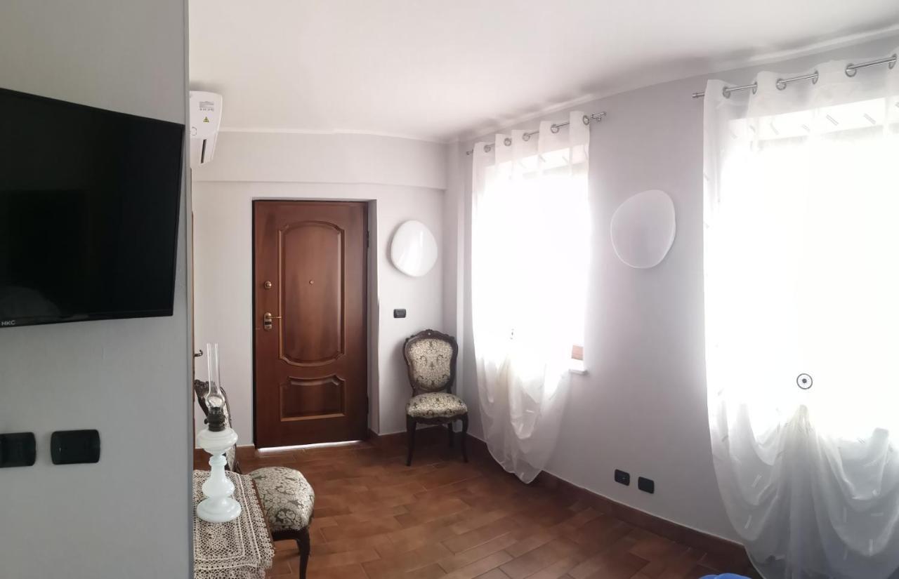 B&B Acacia Rosa Guarene Exterior photo